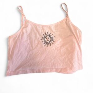 Women’s ROMWE Pink Sun Graphic Crop Top Size Medium